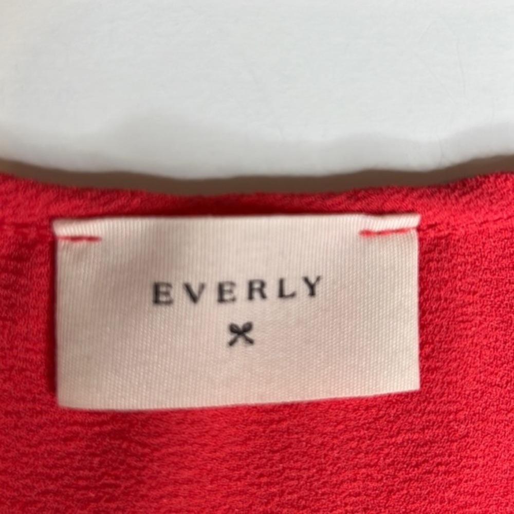 EVERLY Women’s Pink White Scalloped Hem Tank Top Sz S - Picture 5 of 8